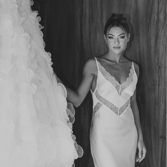 Shona Joy La Lune Cumulus Silk Plunged Lace Maxi Dress - Ivory - Picture 5 of 7